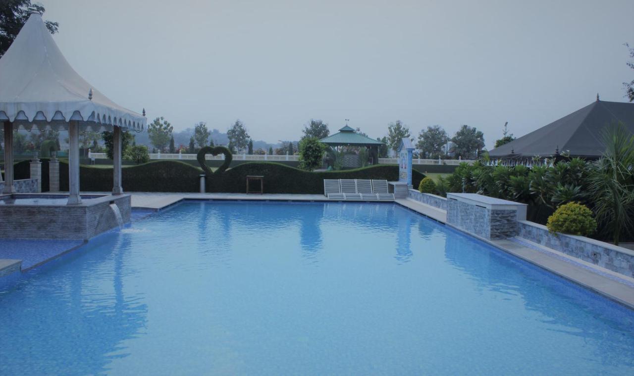 Amrit Van Resort Jaipur Eksteriør billede
